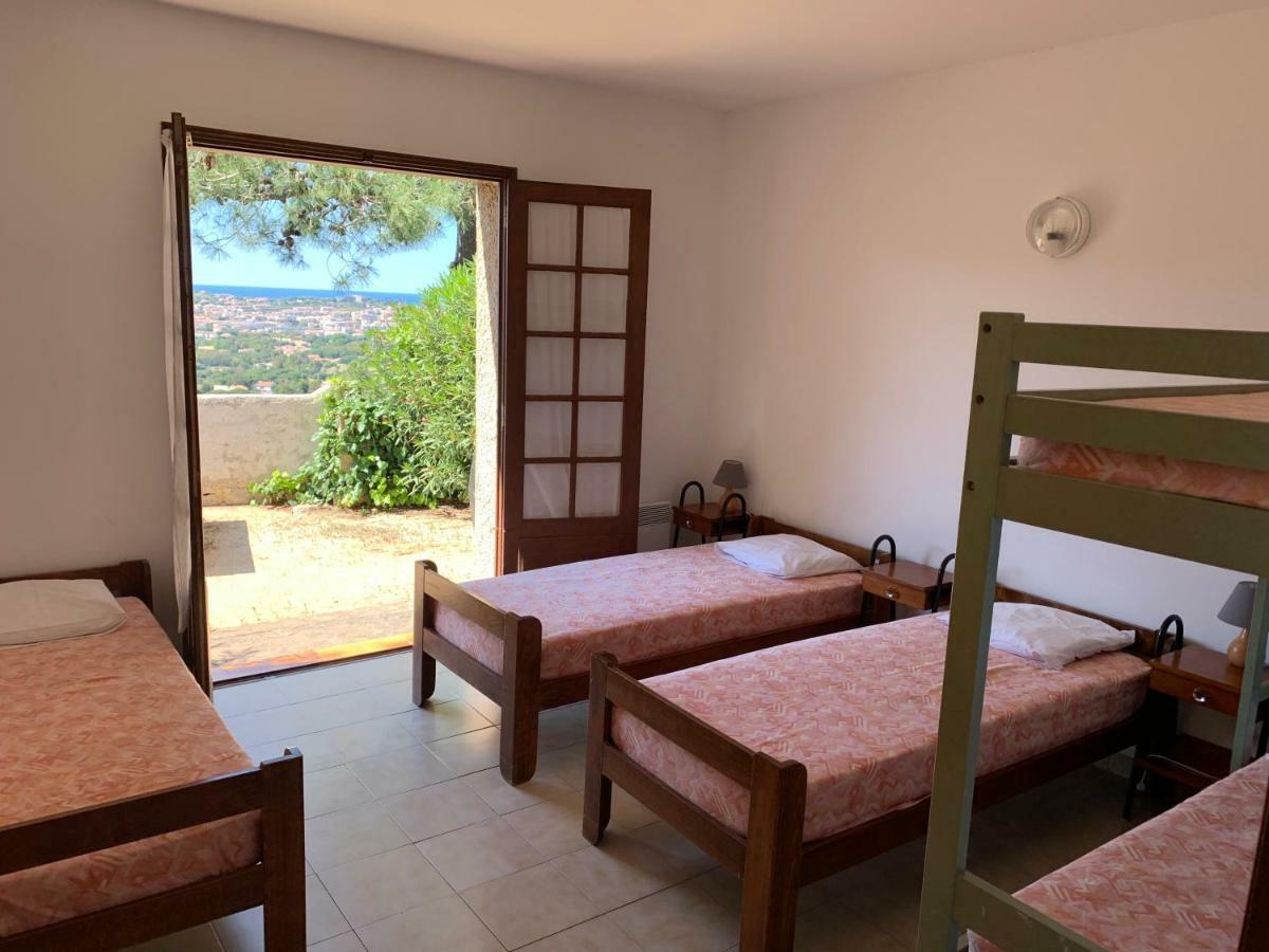 Relais International De La Jeunesse Calvi  Eksteriør bilde